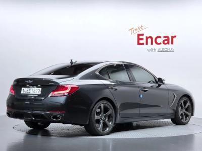 2020 Genesis G70