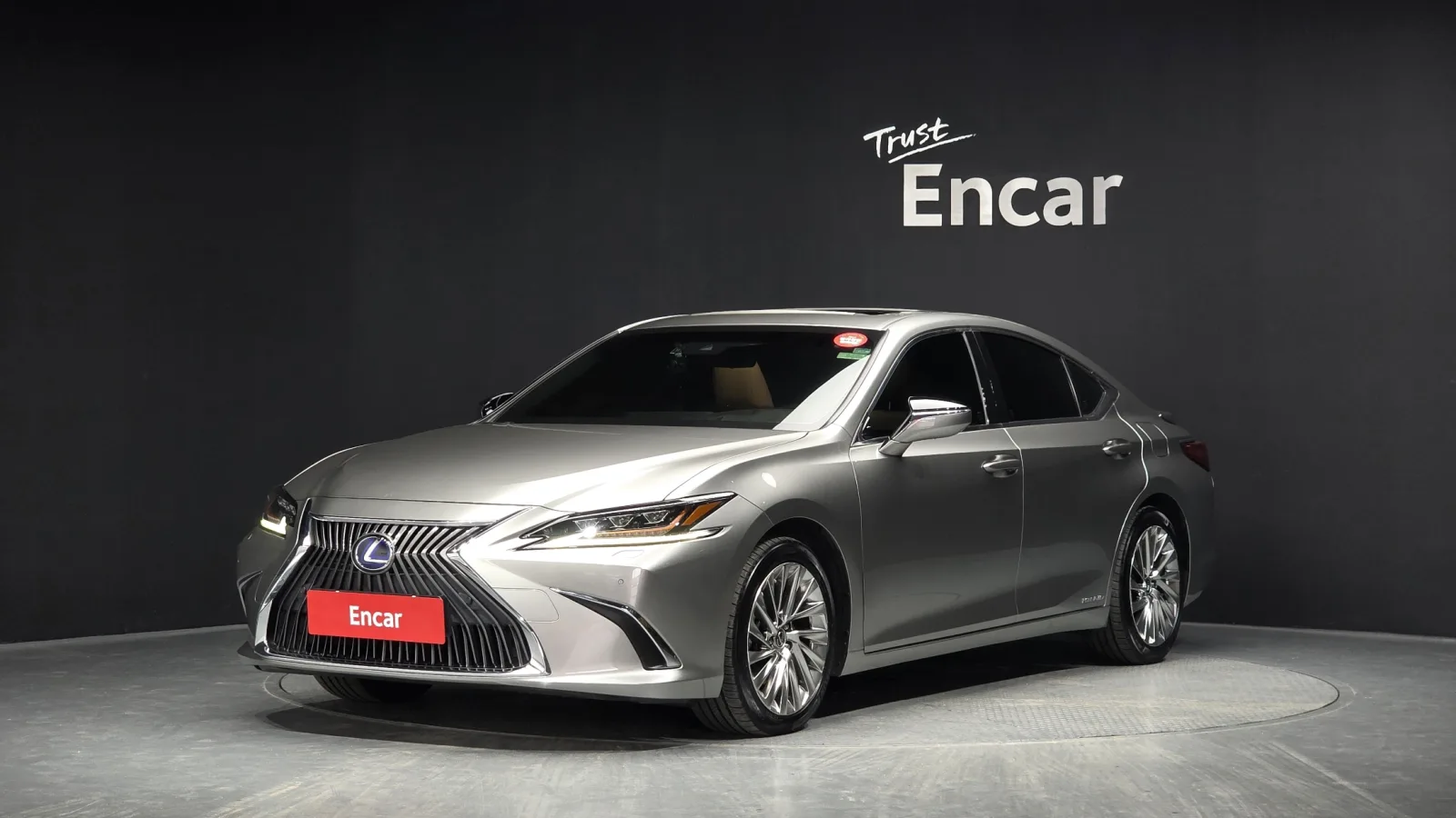 2019 Lexus ES