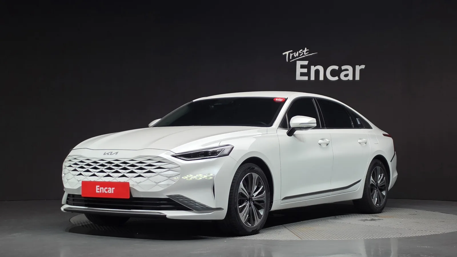 2022 Kia K8