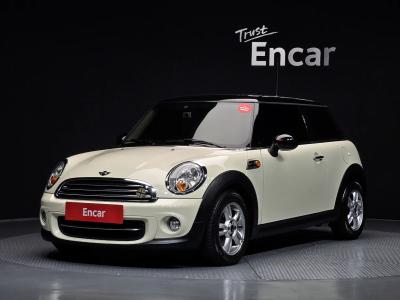 2013 MINI Cooper