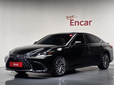 2023 Lexus ES