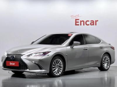 2019 Lexus ES