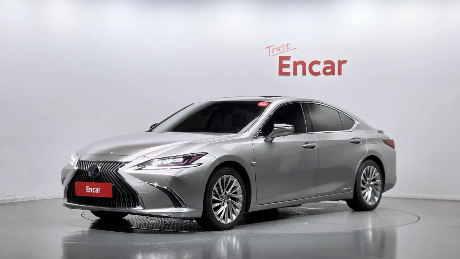 2019 Lexus ES