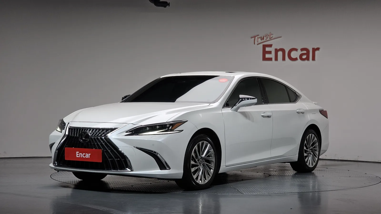 2025 Lexus ES