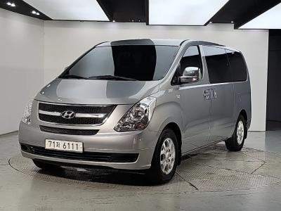 2016 Hyundai Starex