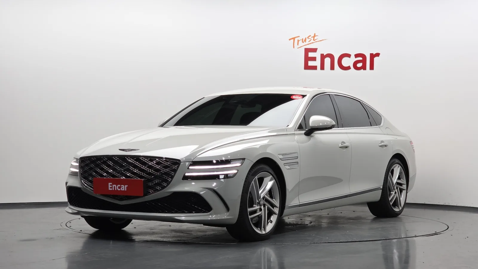 2027 Genesis G80