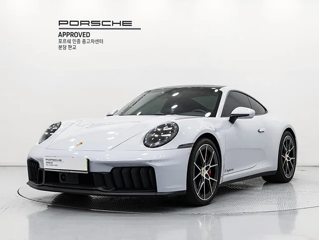2025 Porsche 911