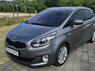2015 Kia Carens
