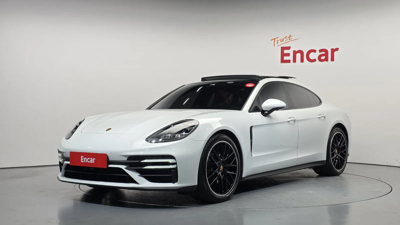 2021 Porsche Panamera
