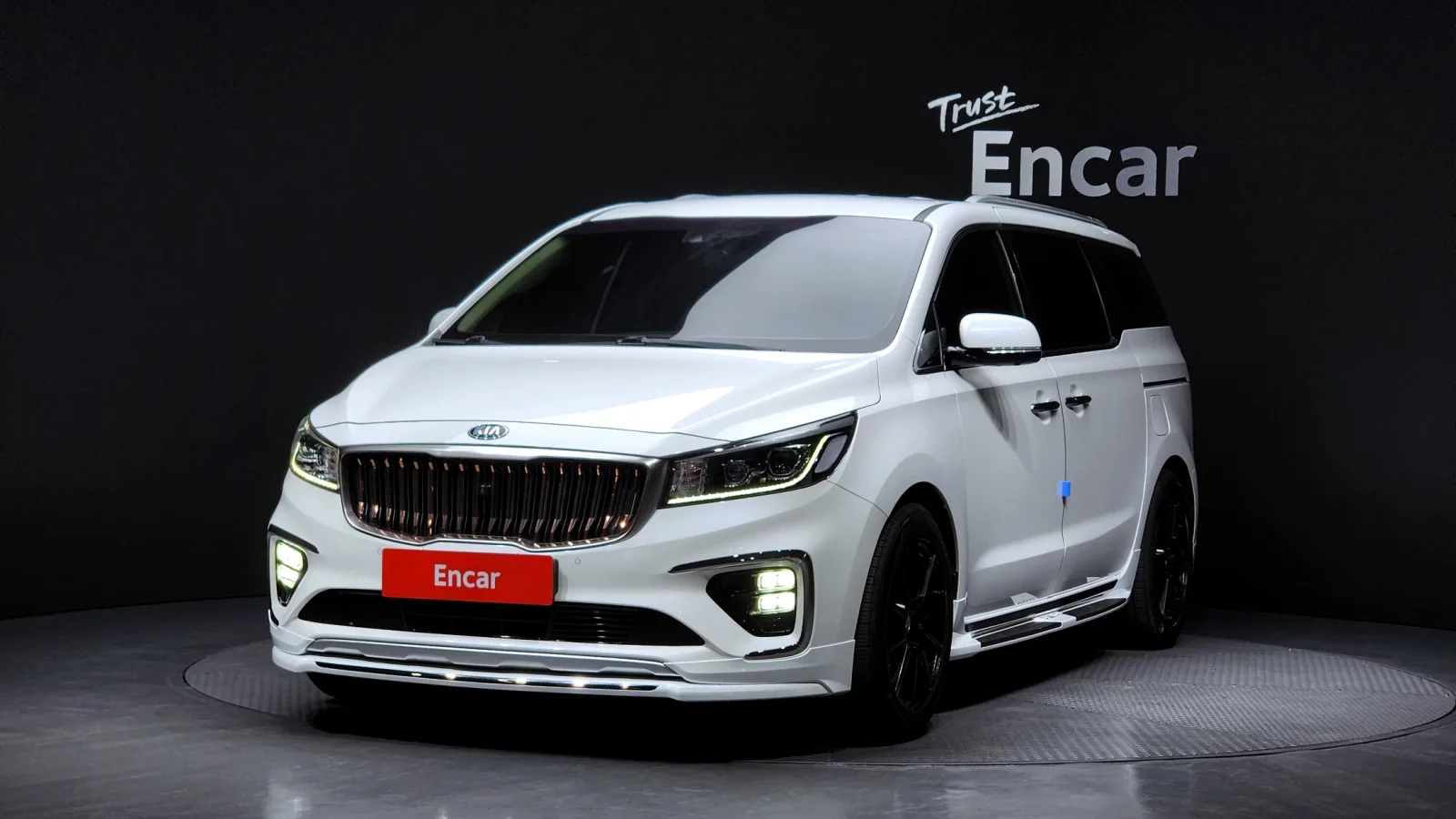 2020 Kia Carnival