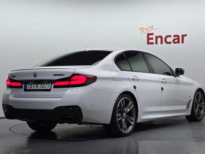 2022 BMW 5-Series
