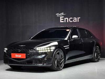 2025 Genesis G90