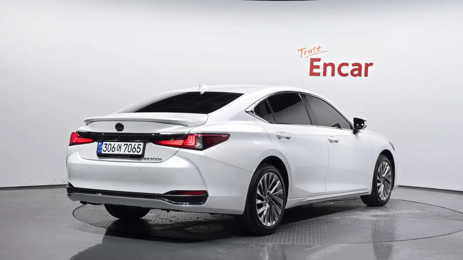 2026 Lexus ES