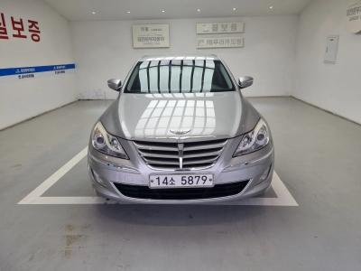 2012 Hyundai Genesis