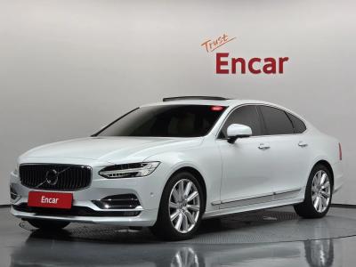 2019 Volvo S90
