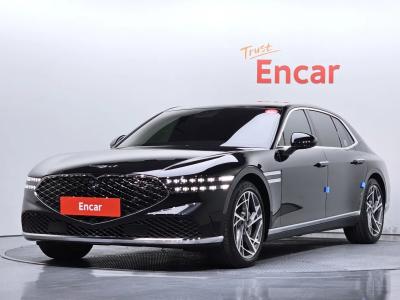2023 Genesis G90