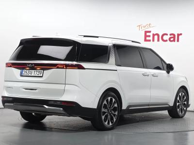 2023 Kia Carnival