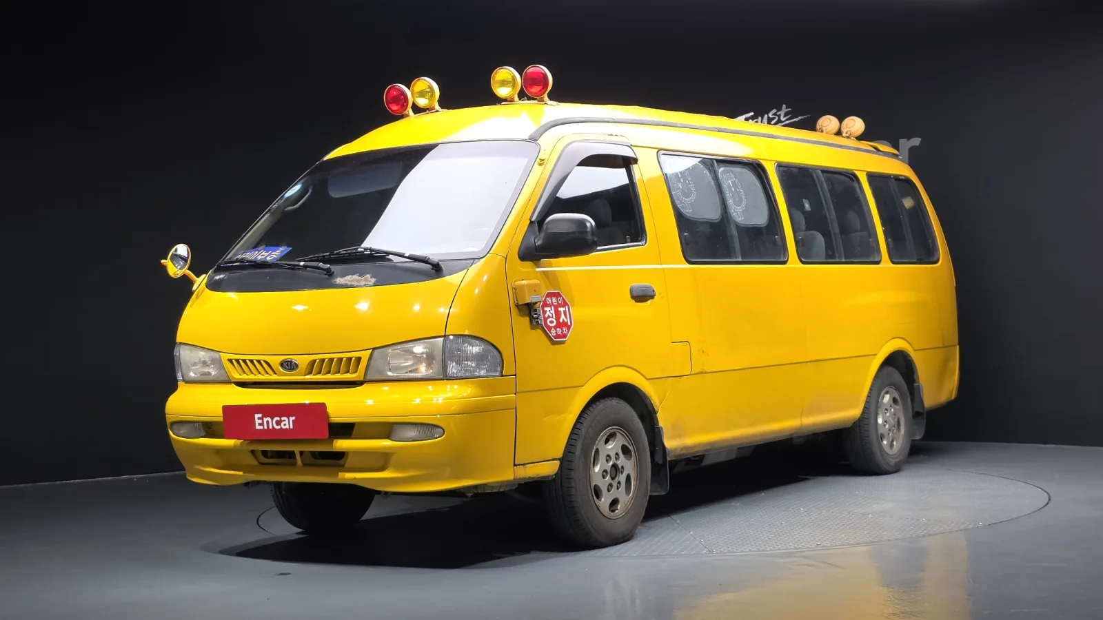 2000 Kia Pregio