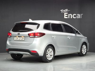 2018 Kia Carens