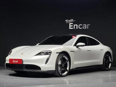 2024 Porsche Taycan
