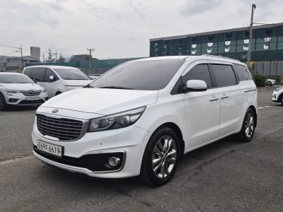 2016 Kia Carnival