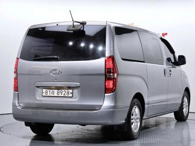 2016 Hyundai Starex