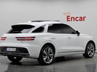 2025 Genesis GV70