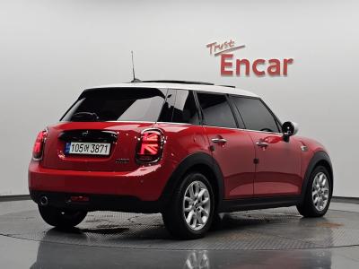 2020 MINI Cooper