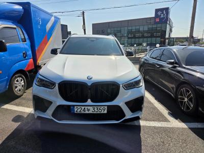 2021 BMW X5M