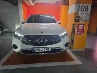 2025 Mercedes-Benz GLC-Class
