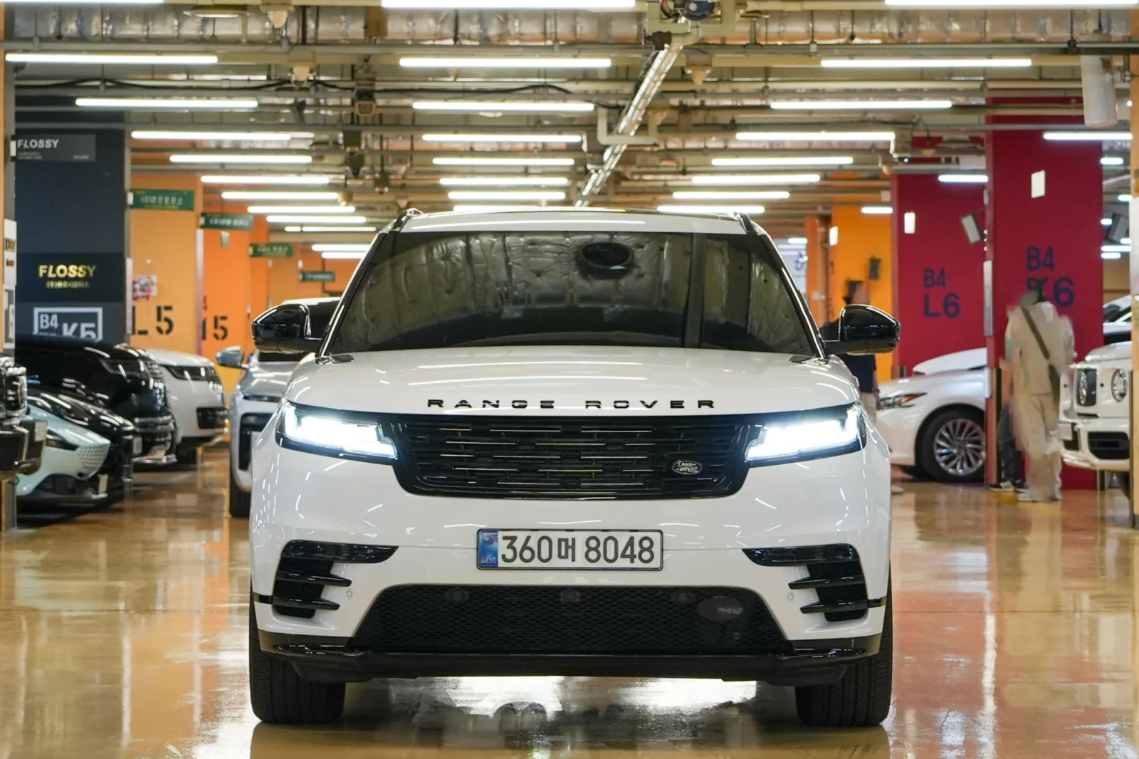 2025 Land Rover Range Rover Velar
