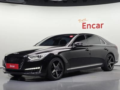 2018 Genesis EQ900