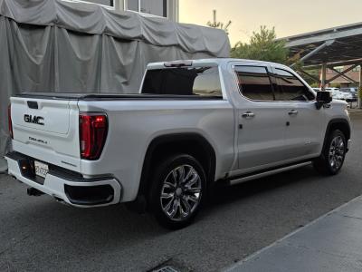 2023 GMC Sierra
