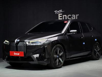 2023 BMW iX