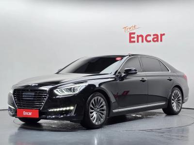 2017 Genesis EQ900