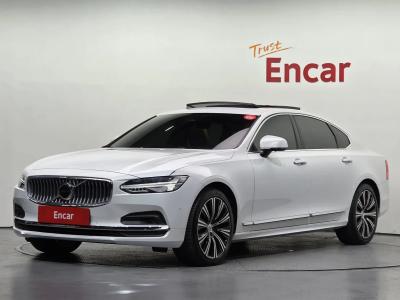 2023 Volvo S90