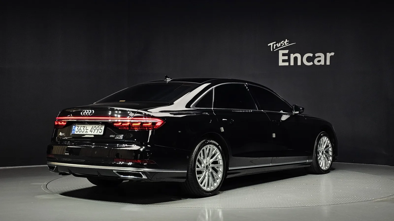 2021 Audi A8