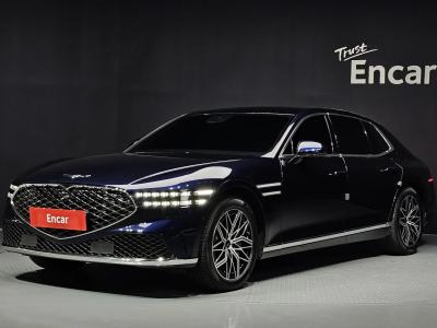 2023 Genesis G90