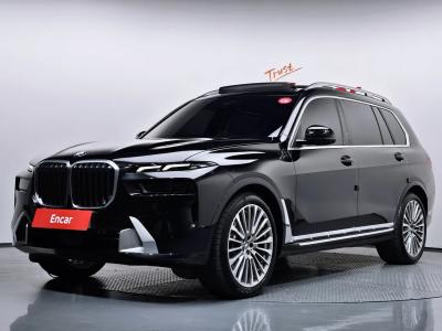 2025 BMW X7