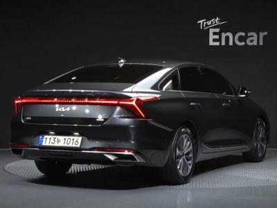 2022 Kia K8