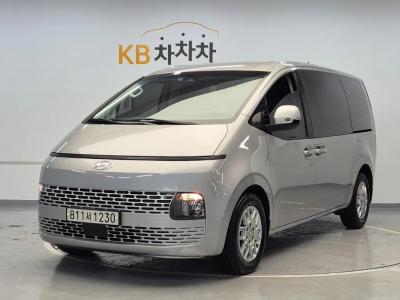 2022 Hyundai Staria