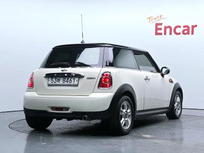2012 MINI Cooper