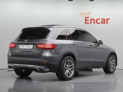 2018 Mercedes-Benz GLC-Class