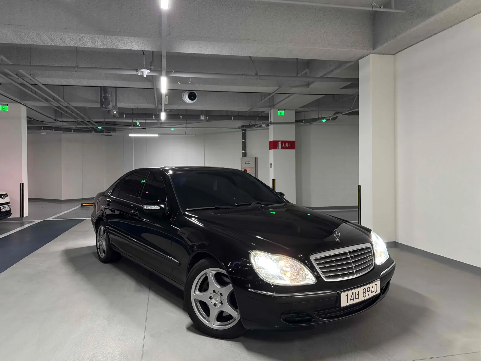2004 Mercedes-Benz S-Class