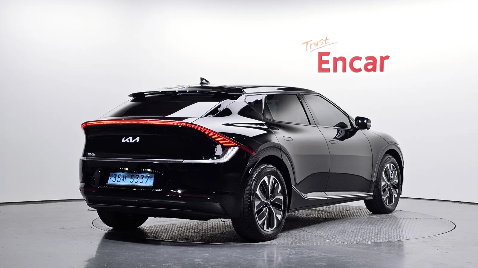 2023 Kia EV6