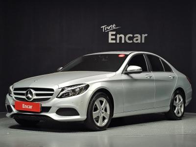2016 Mercedes-Benz C-Class