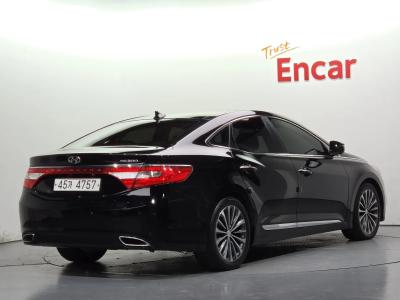 2013 Hyundai Grandeur