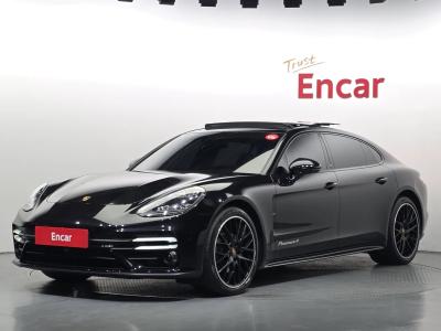2021 Porsche Panamera