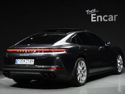 2025 Porsche Panamera