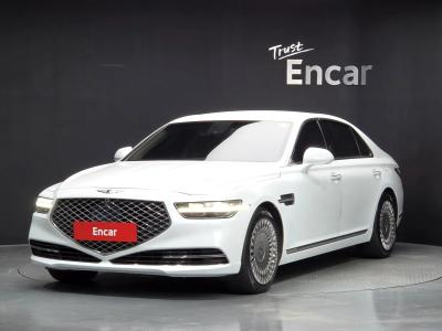2022 Genesis G90